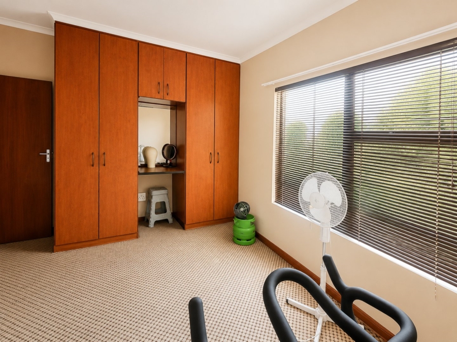 4 Bedroom Property for Sale in Lilyvale Free State